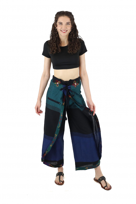 Pantaloni Sary cu broderie - Menta [4]
