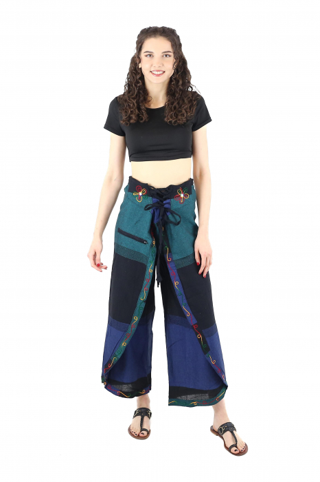 Pantaloni Sary cu broderie - Menta [2]