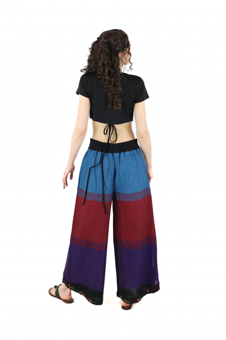Pantaloni Sary cu broderie - Menta [5]