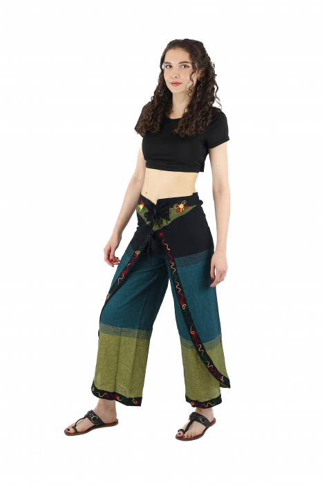 Pantaloni Sary cu broderie - Menta [3]