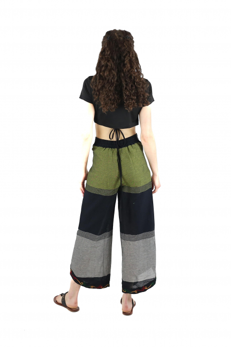 Pantaloni Sary cu broderie - Menta [5]