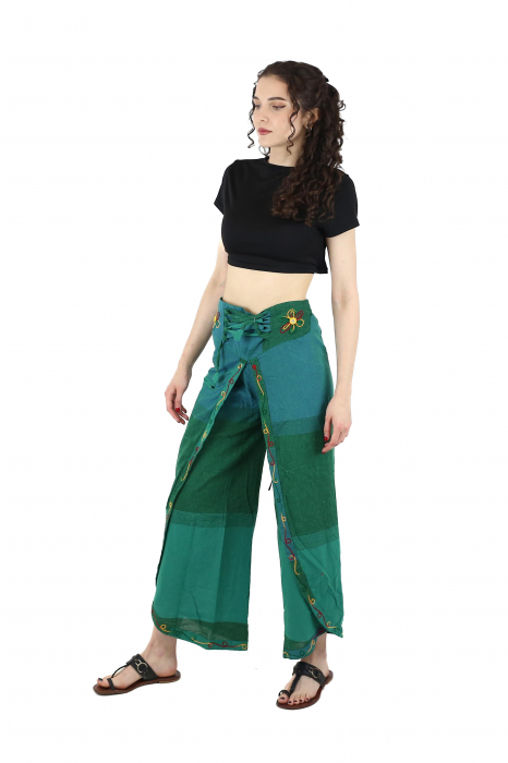 Pantaloni Sary cu broderie - Menta [3]