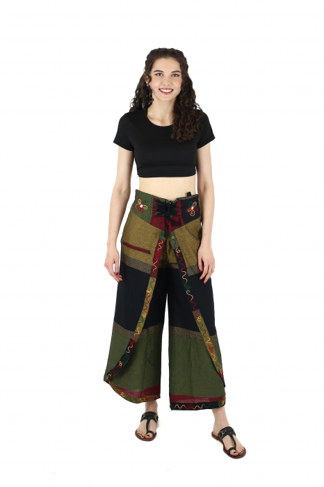 Pantaloni Sary cu broderie - Menta [2]