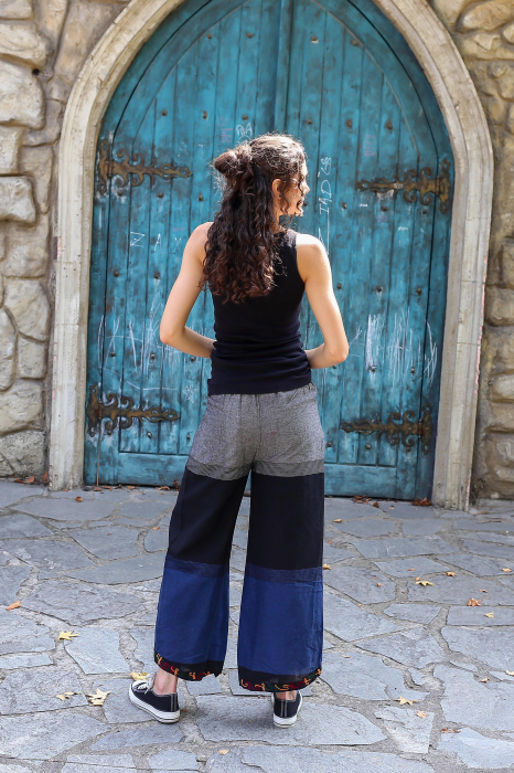 Pantaloni Sary cu broderie - Menta [13]