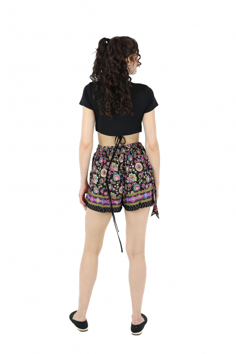 Pantaloni scurti cu croi drept si buzunare laterale - Model 2 [5]