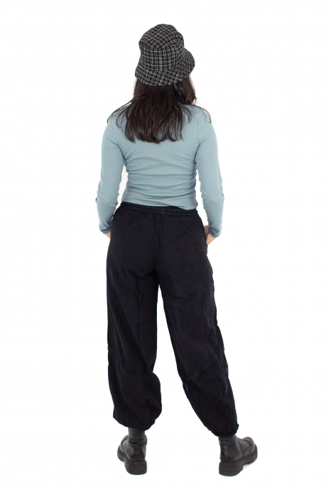 Pantaloni sport cu elastic pe picior - Negru [3]