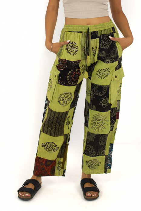 Pantaloni tip Cargo cu patch - Multicolor - Surpriza [3]