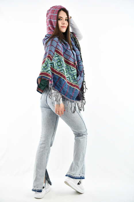 Poncho Model Aztec - Negru cu Rosu [8]