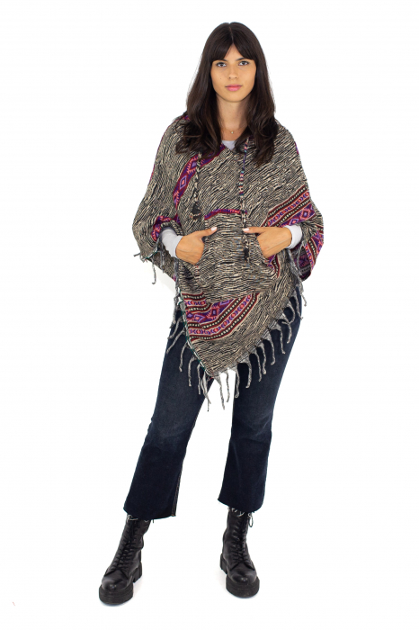 Poncho scurt model Aztec 11 - Alb si negru [2]