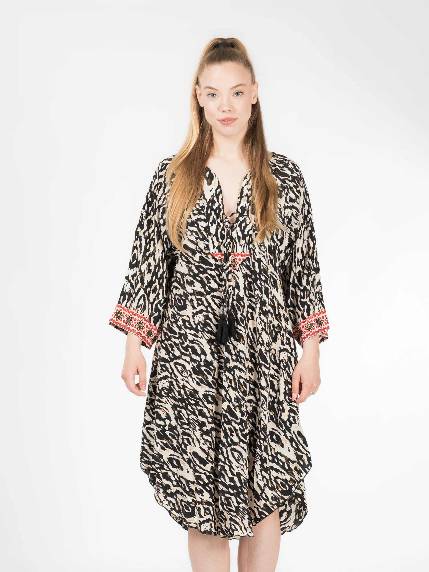 Rochie boho asimetrică din material fluid cu print și detalii aurii - Model 5 [7]