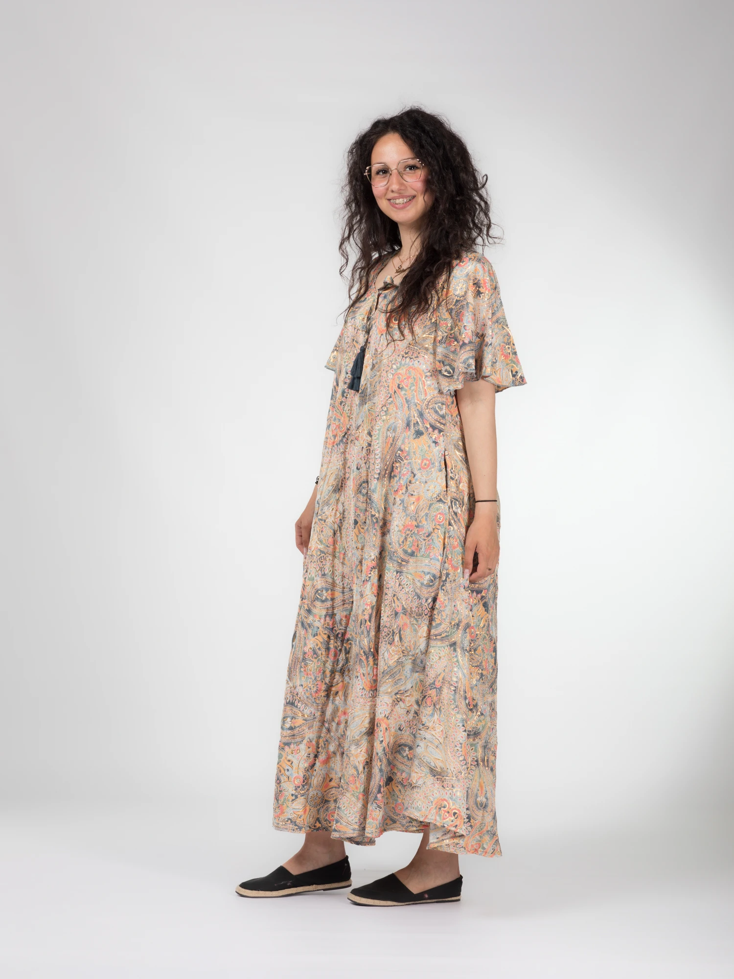 Rochie boho lejeră din material fluid cu detalii aurii - Model 5 [2]