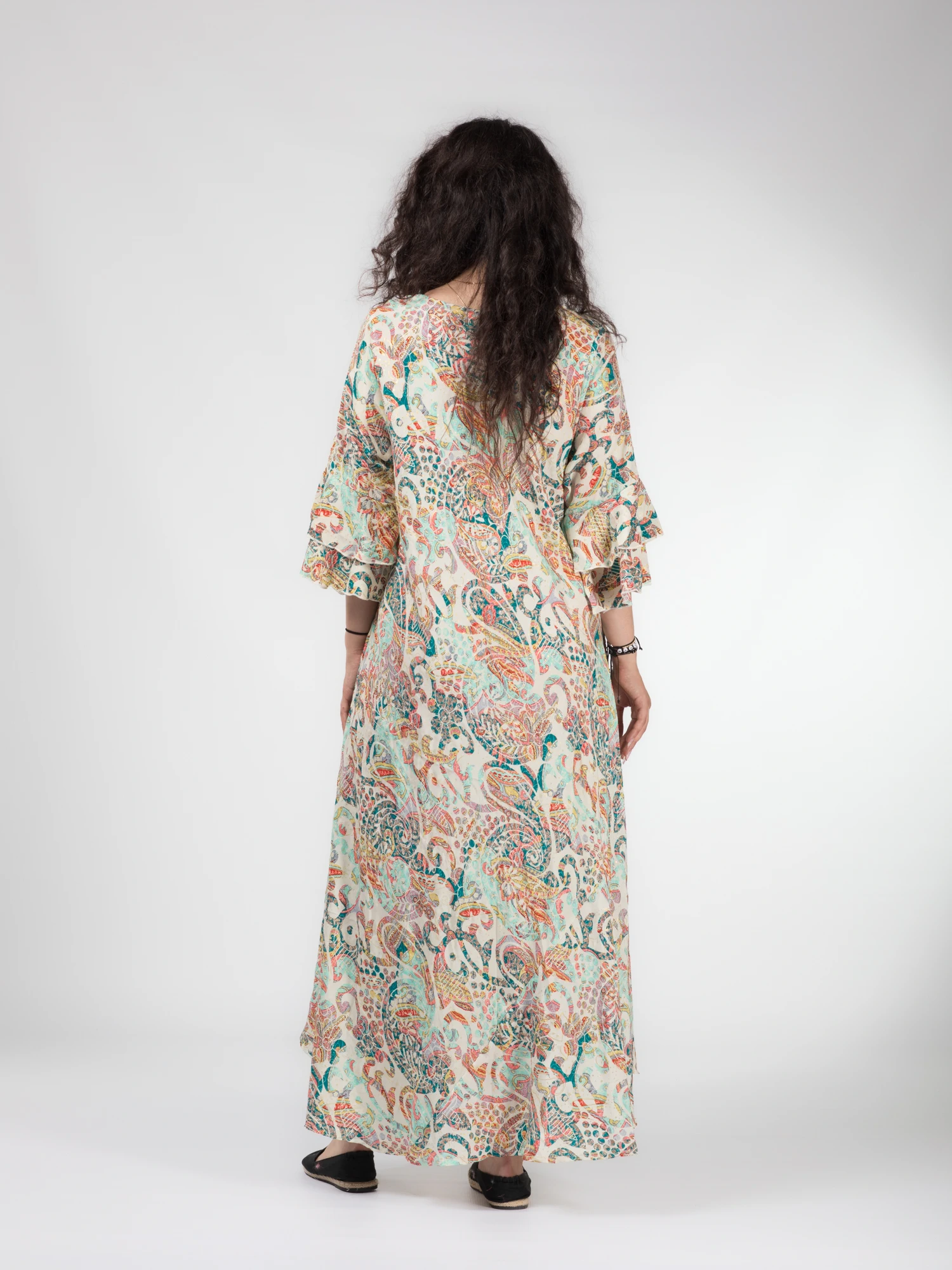 Rochie boho lejeră din material fluid cu fir auriu și mâneci scurte cu volănașe - Model 4 [4]