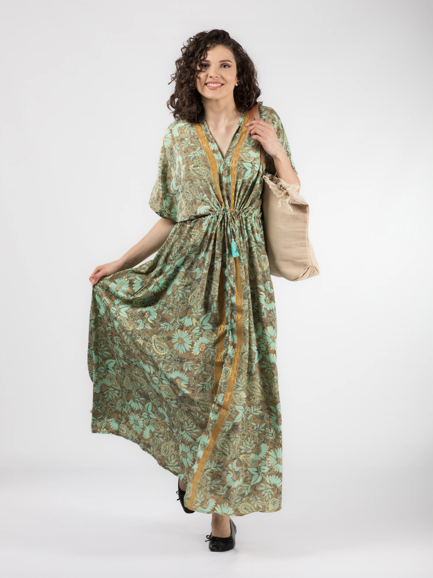 Rochie boho lejeră din material fluid șnur în talie și crăpătură pe mijloc - Model 2 [6]