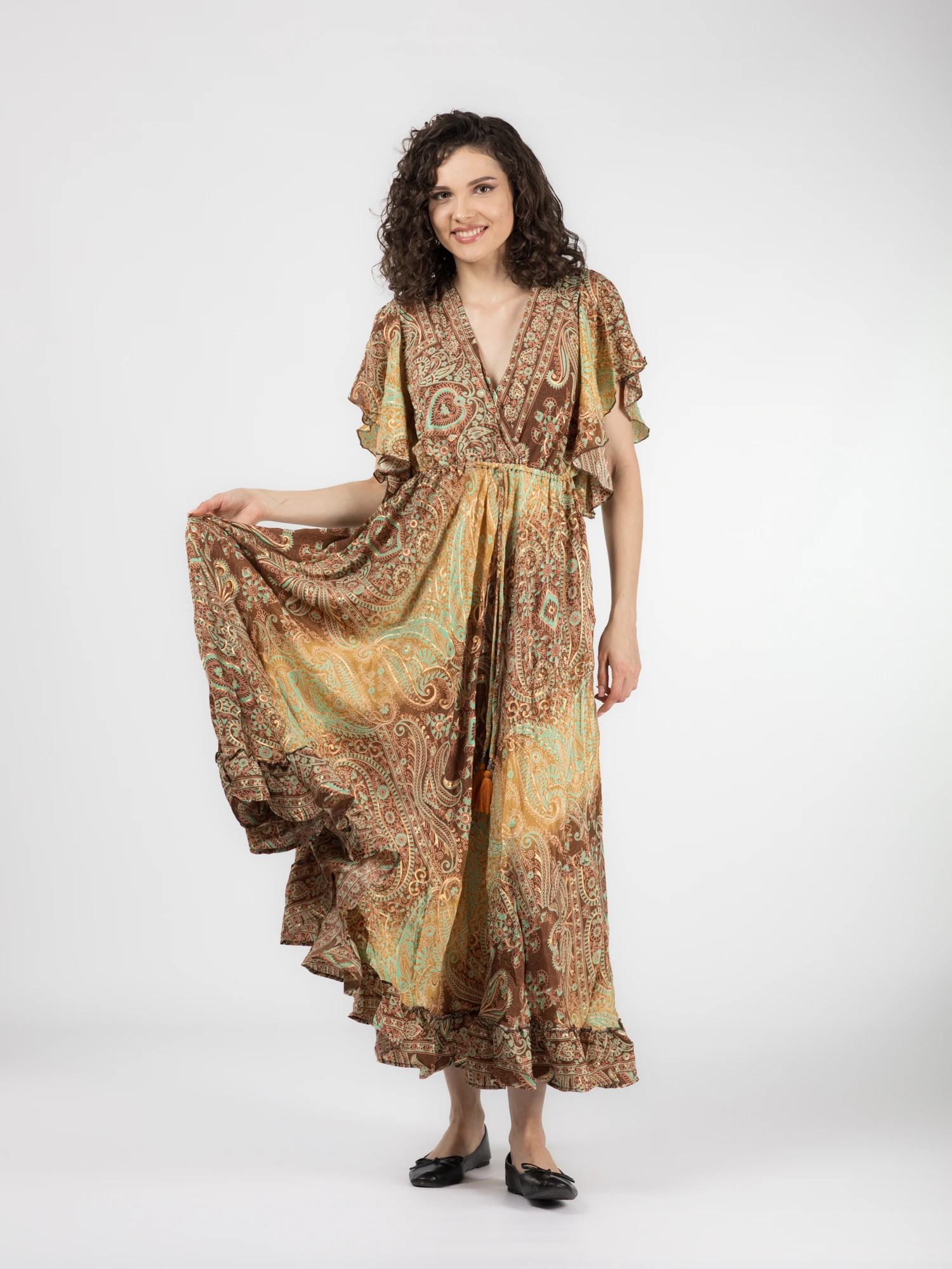 Rochie boho lungă din material fluid cu decolteu romantic și detalii aurii - Model 6 [6]