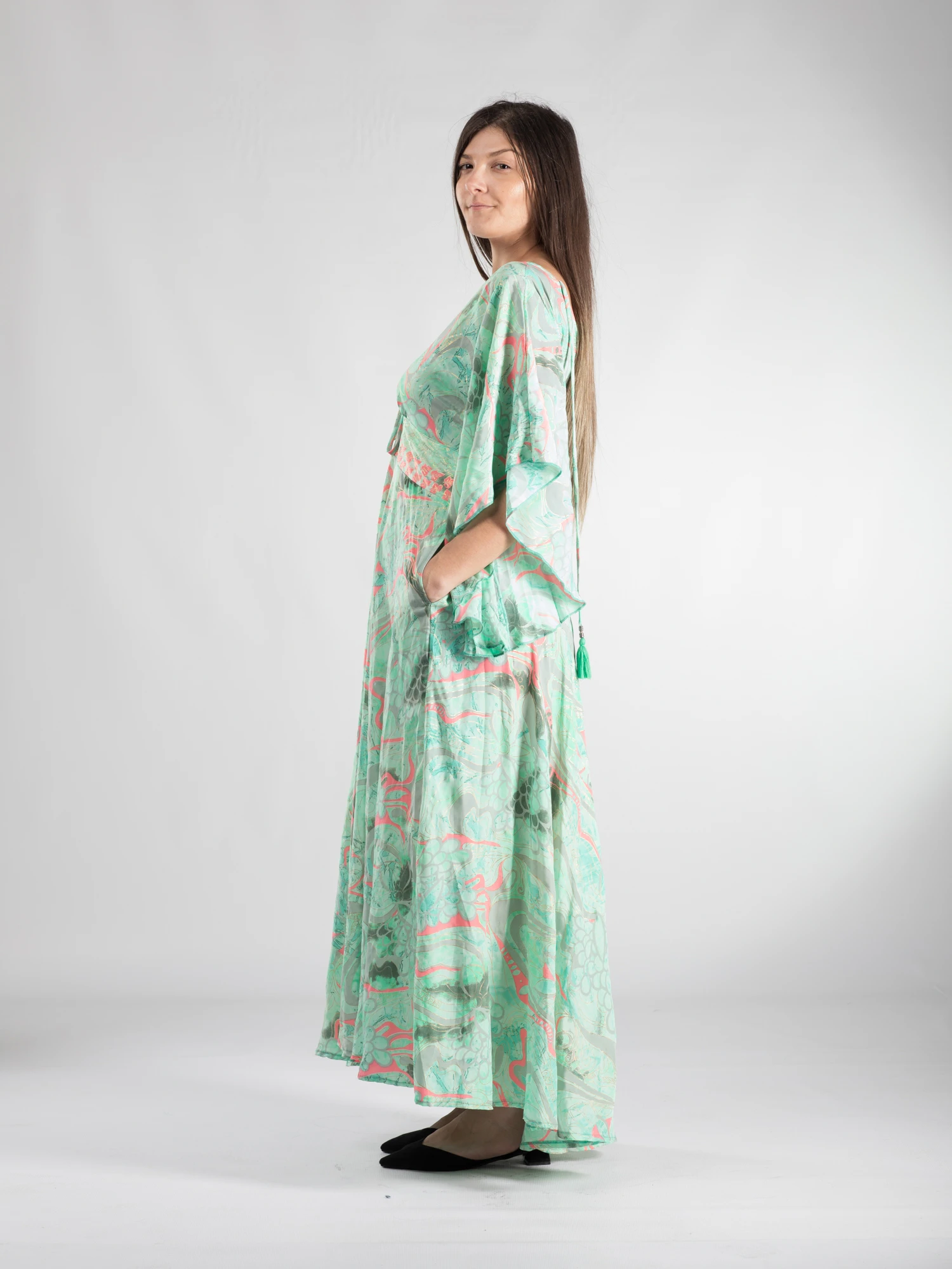 Rochie boho lungă din material fluid cu mâneci 3/4 și buzunare laterale - Model 1 [2]