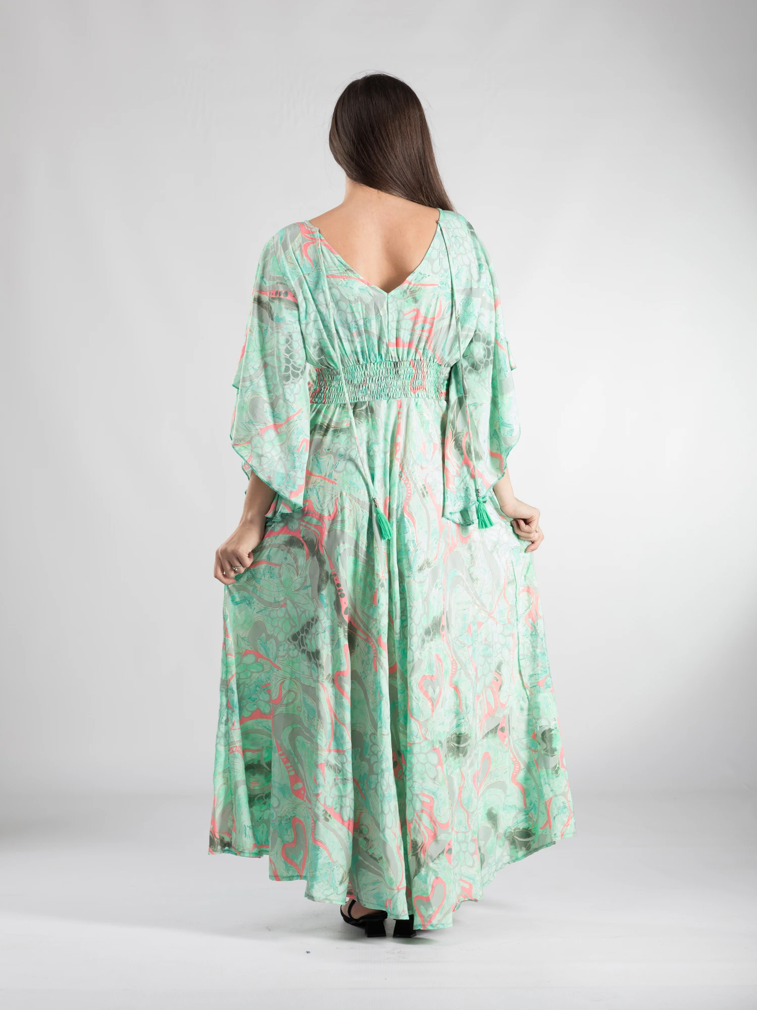 Rochie boho lungă din material fluid cu mâneci 3/4 și buzunare laterale - Model 1 [3]