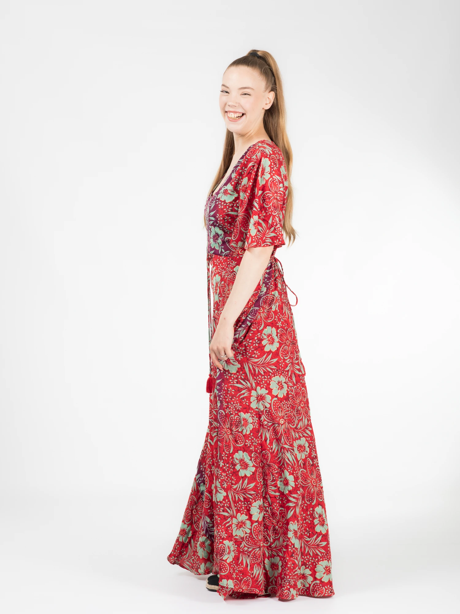 Rochie boho lungă din material fluid cu șnur în talie și detali aurii - Model 5 [2]