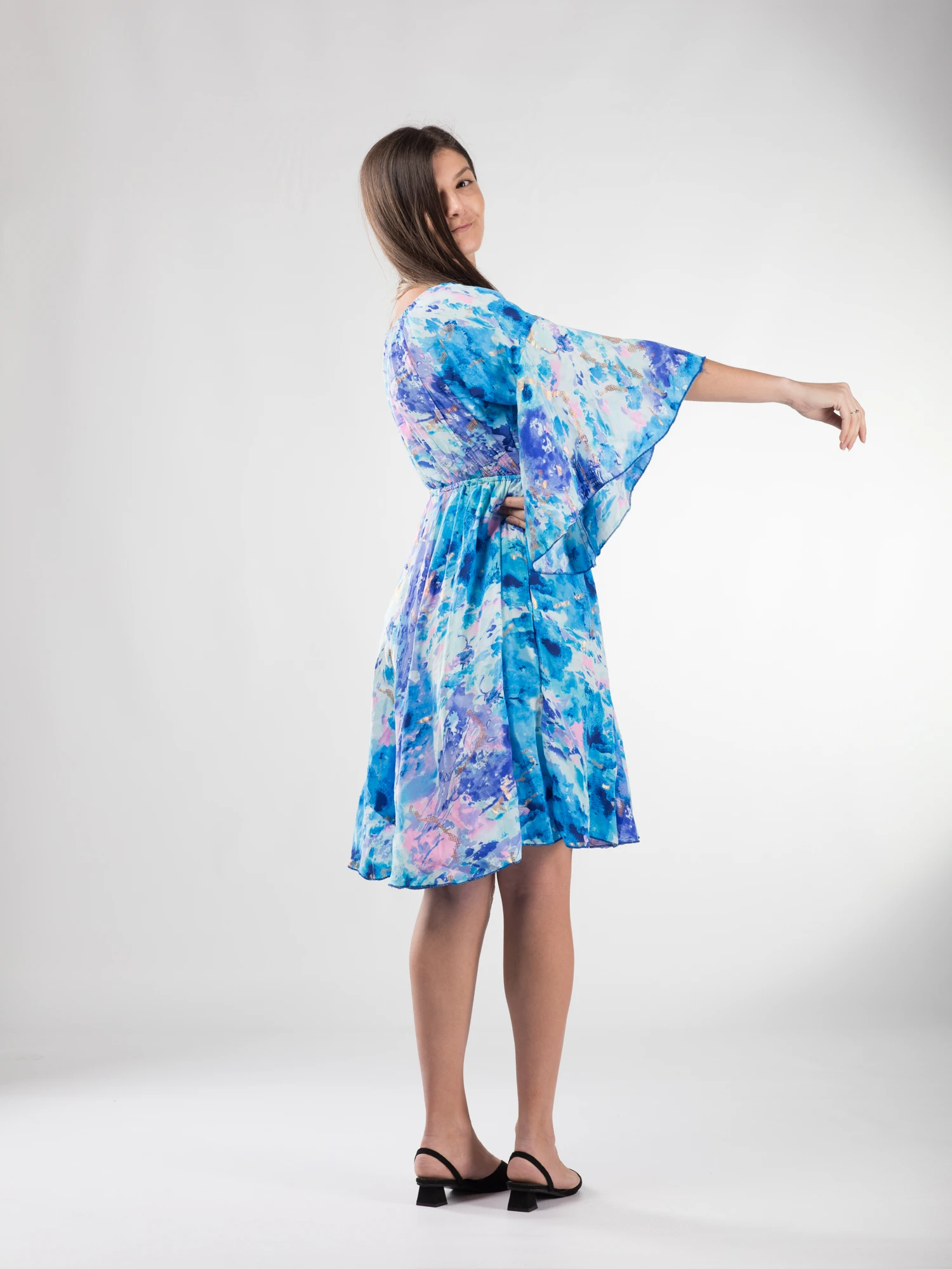 Rochie boho midi din material fluid, cu detalii aurii și mâneci 3/4 - Model 3 [4]