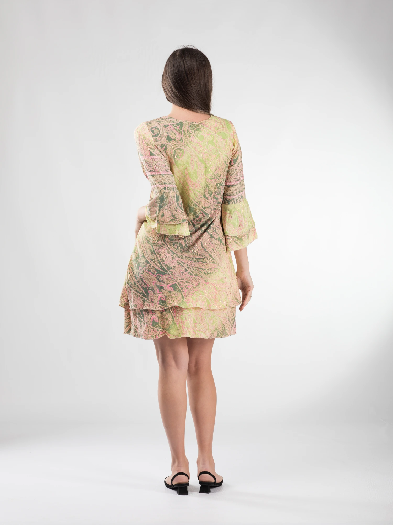 Rochie boho scurtă din material fluid cu mîneci 3/4 cu volane - Model 5 [3]