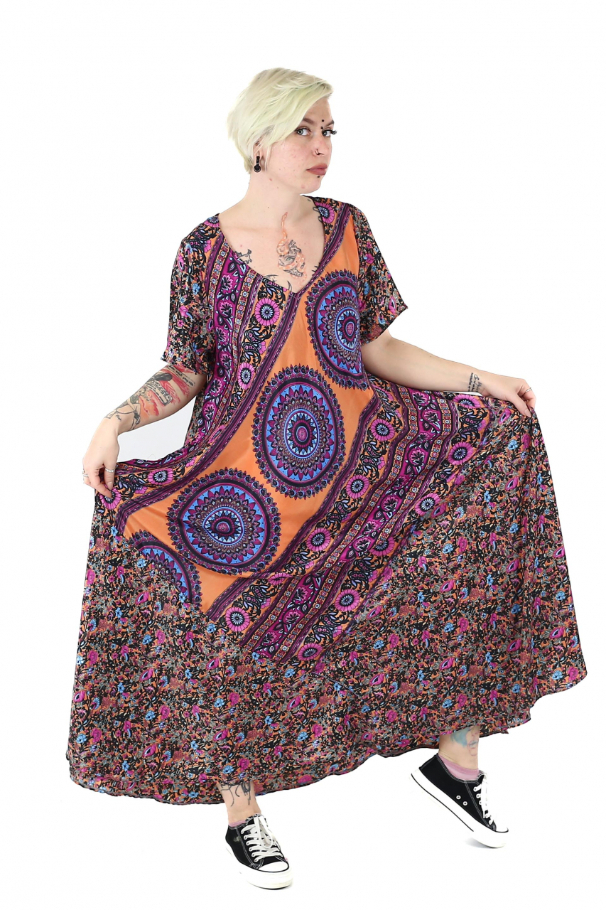 Rochie lunga cu buzunare din material fluid - Model 4 [3]