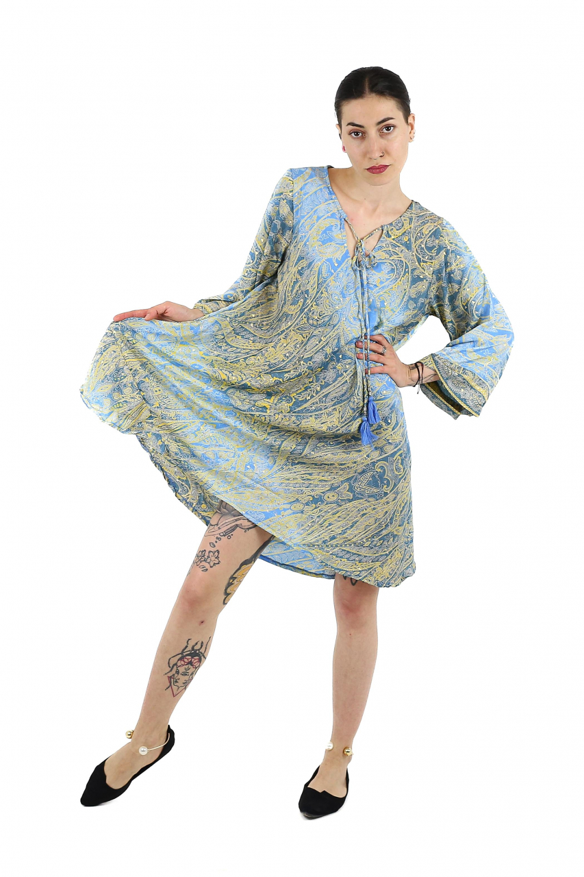 Rochie scurta din material fluid cu maneci trei sfert si imprimeu floral - Model 1 [4]