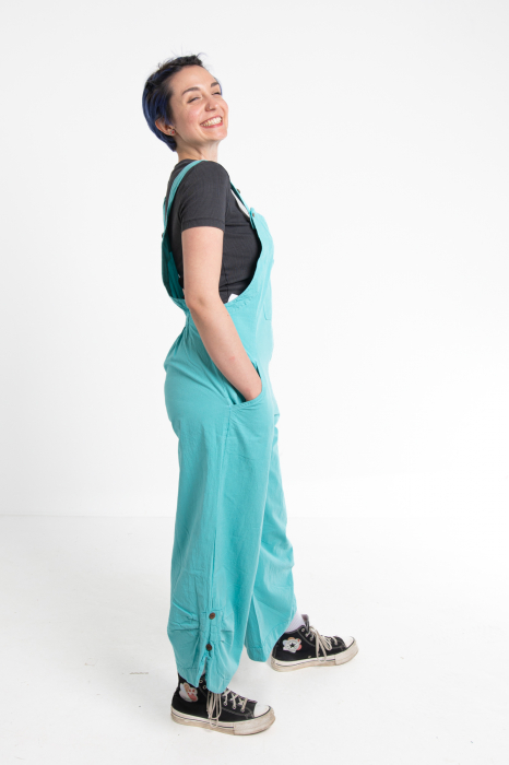 Salopetă Boho Într-o Culoare cu Bretele Reglabile, Elastic în Talie și Croi Lejer - Turquoise [2]