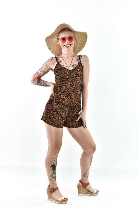 Salopeta scurta din material fluid - Motive florale [3]