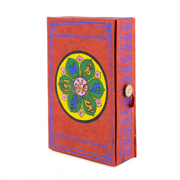 Set Altar Portabil cu Accesorii pentru Fumigatie, Statuie Buddha si Steaguri de Rugaciune - Model 3 [3]