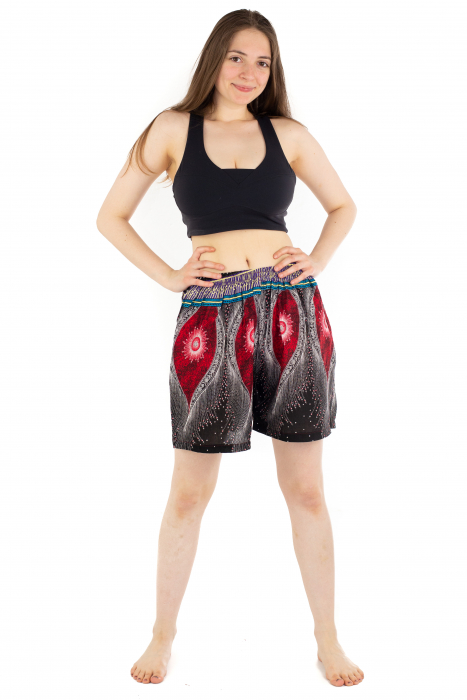 Pantaloni scurti cu motive tip paun [2]