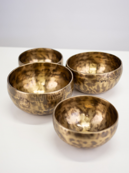 Singing Bowl Tibetan Autentic Forjat manual - Full Moon, 15 cm, 0,668 Kg [6]