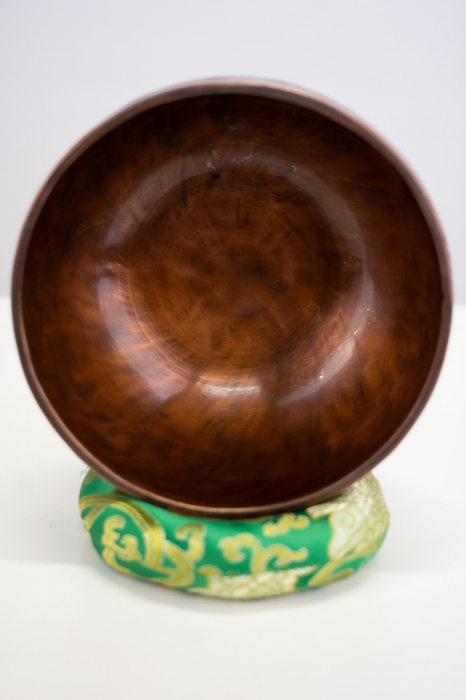 Singing Bowl Tibetan Autentic Forjat manual - Copper Antique, 16,5 cm, 0,889 Kgetan Autentic Forjat manual - Black Golden Border, 18 cm, 0,909 Kg [3]