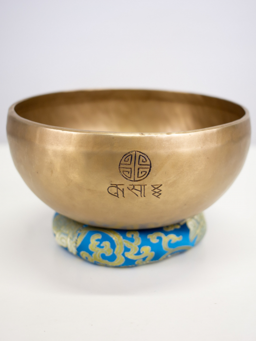 Singing Bowl Tibetan Autentic Forjat manual - Full Moon Antique Kata,  21 cm, 1,492 Kg [4]