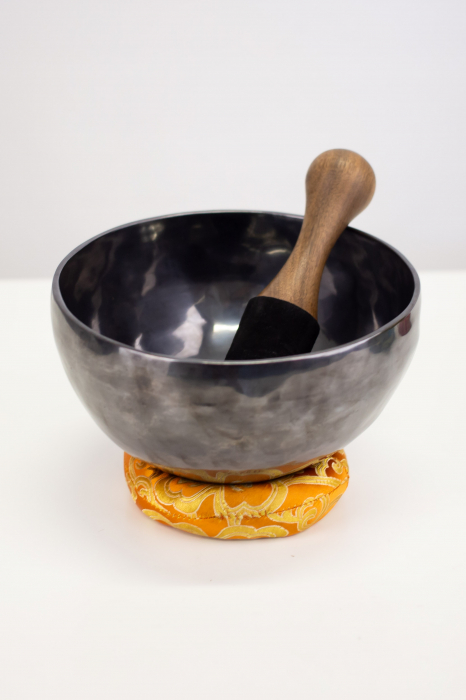 Singing Bowl Tibetan Autentic Forjat manual - Full Black 19,5 cm, 1,163 kg [4]