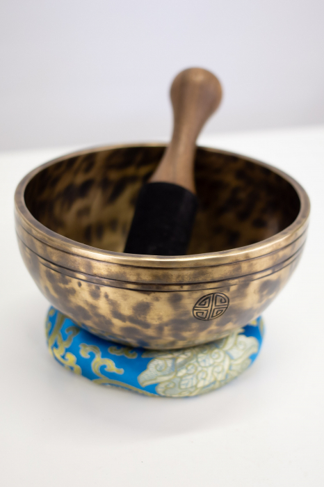 Singing Bowl Tibetan Autentic Forjat manual - Full Moon Jhumeka, 17,5 cm, 1,173 Kg [2]