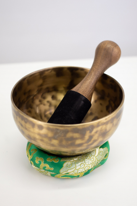 Singing Bowl Tibetan Autentic Forjat manual - Full Moon, 16 cm, 0,813 Kg [4]