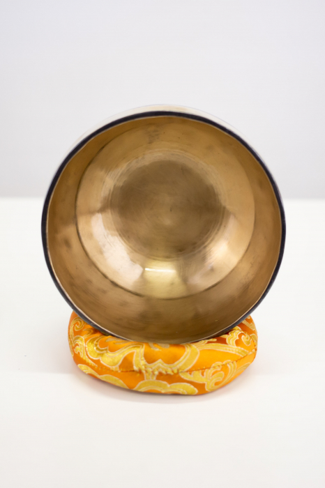 Singing Bowl Tibetan Autentic Forjat manual - Black Golden Border, 15 cm, 0,630 Kg [3]