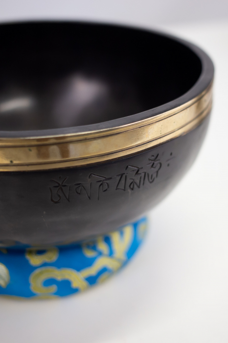 Singing Bowl Tibetan Autentic Forjat manual - Black & Gold Harmony, 19 cm,1,100 Kg [4]