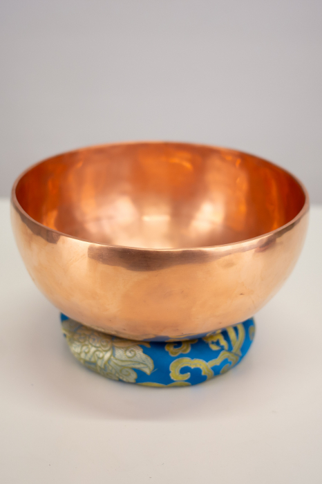 Singing Bowl Tibetan Autentic Forjat manual - Copper Color, 20 cm, 1,235 Kg [1]