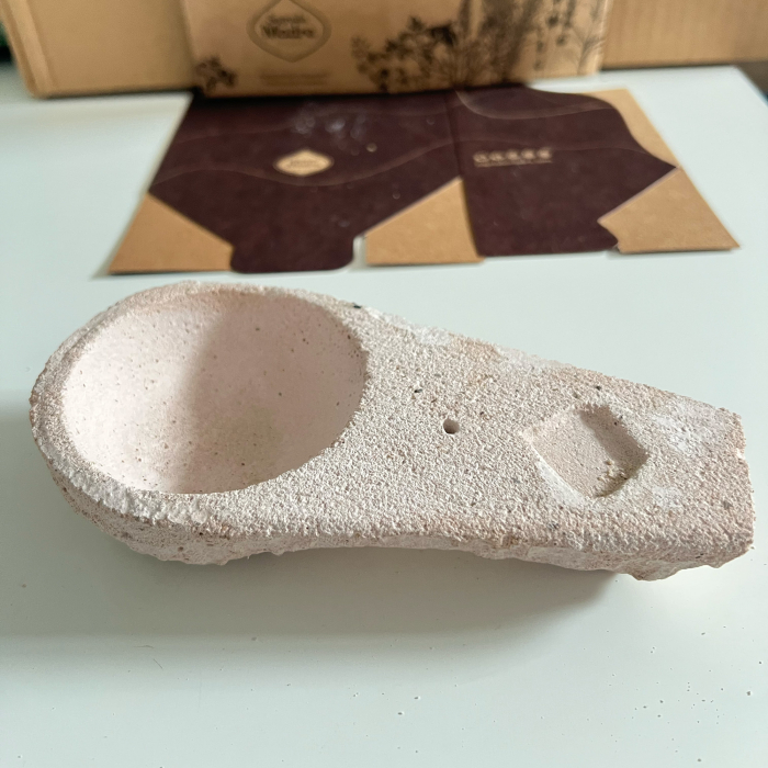 Suport colorat din ciment rezistent la căldură Sagrada Madre - Lungime totală 17 cm, Diametru 7,5 cm [2]