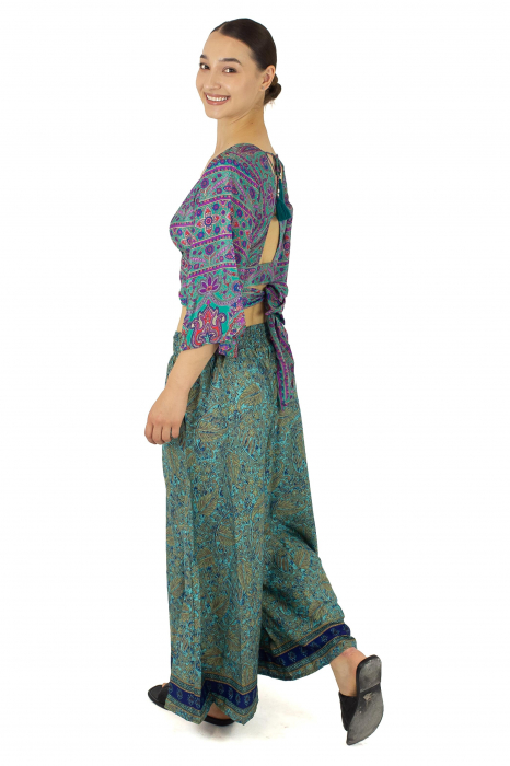 Top din material fluid cu imprimeu floral - Model 1 [4]