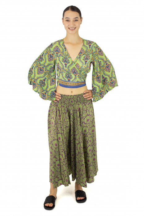 Top din material fluid cu imprimeu floral - Model 10 [2]