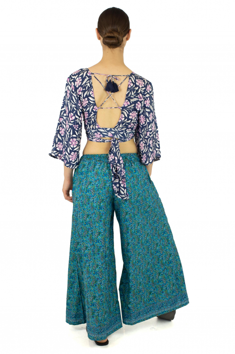 Top din material fluid cu imprimeu floral - Model 3 [3]