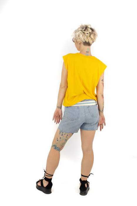 Tricou fara maneci cu print astral - Galben [4]