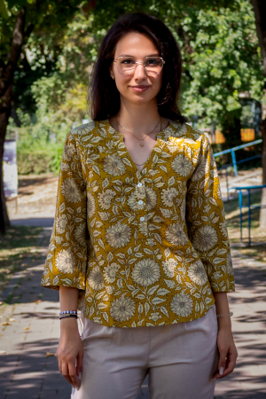 Topuri - Bluza cu maneca 3/4 si print all over efectuat manual - Model 3