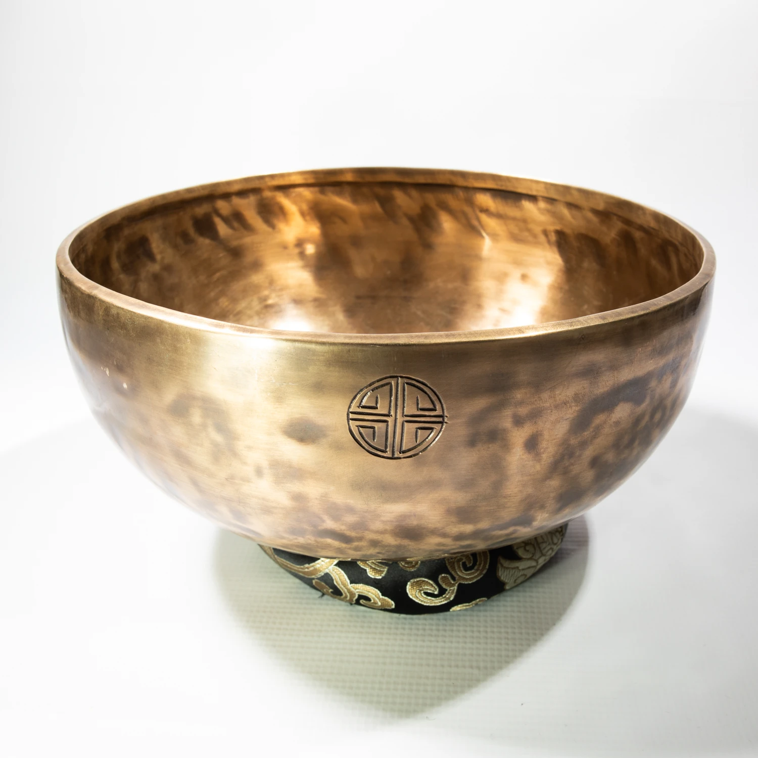 BOLURI TIBETANE - Singing Bowl Tibetan Autentic Forjat manual – Full Moon, 25 cm, 1,908 kg