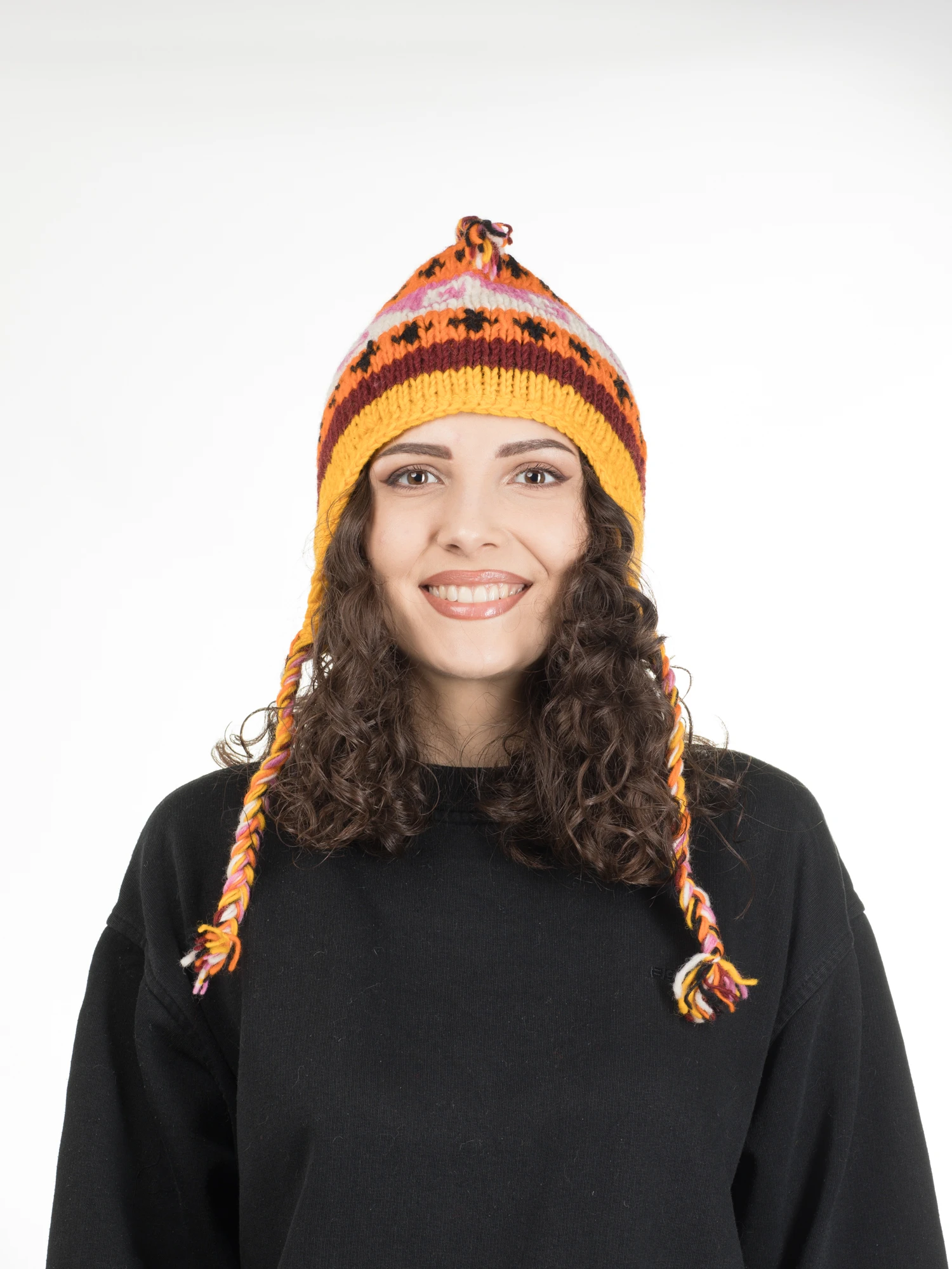 FEMEI - Caciula din lana captusita cu polar - Model unicat 31