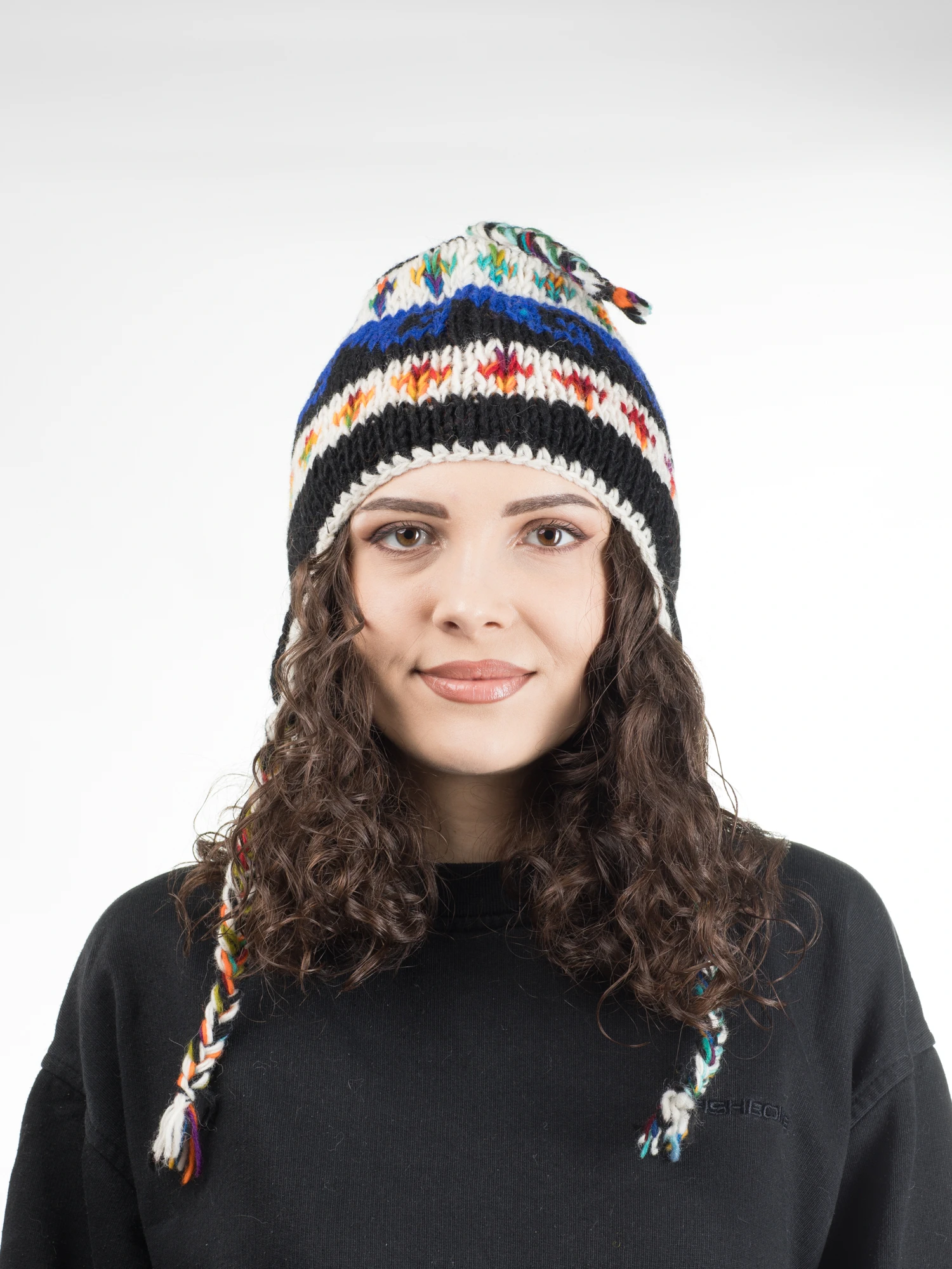 FEMEI - Caciula din lana captusita cu polar - Model unicat 32