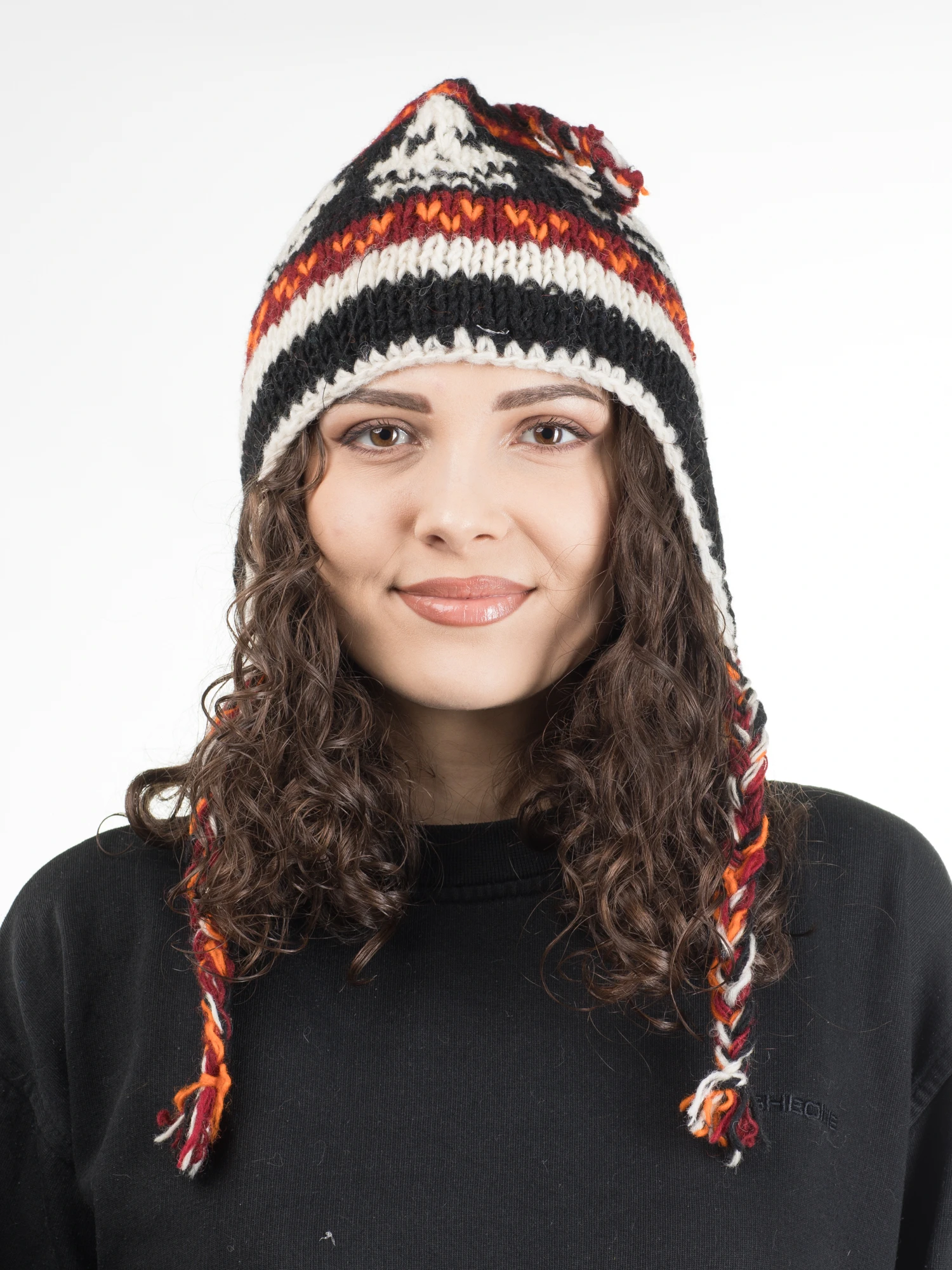 FEMEI - Caciula din lana captusita cu polar - Model unicat 36