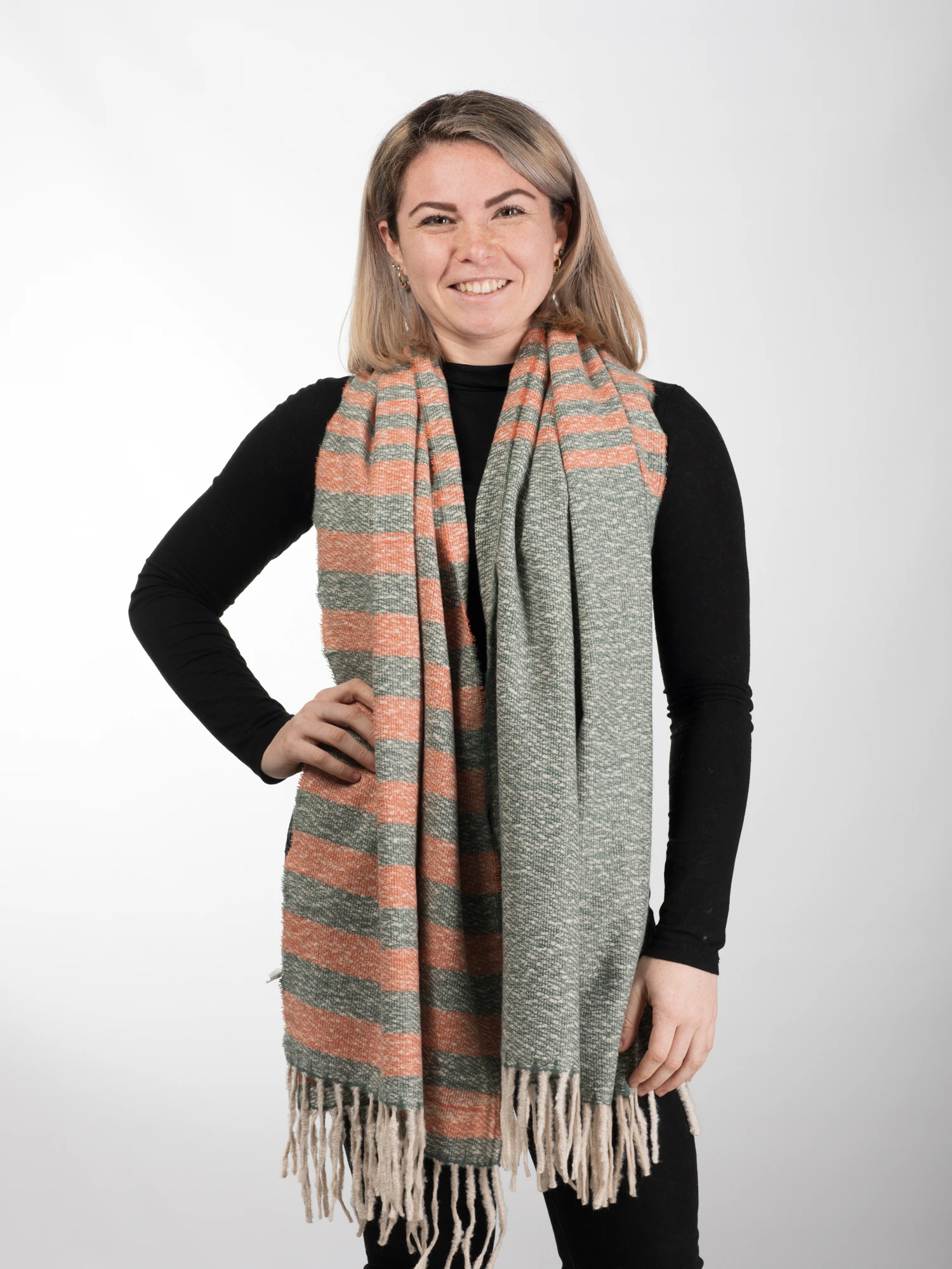 ACCESORII DE IARNĂ - Esarfa eleganta din casmir tip sal - Model Unicat 31