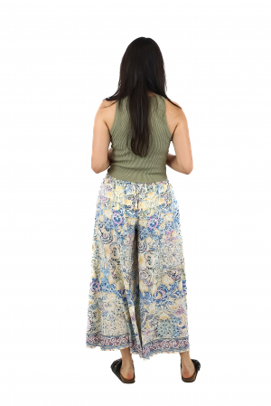 Pantaloni cu croi lejer din material fluid si fir auriu - Model 12 [4]